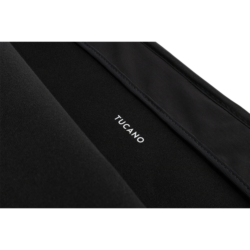 Funda Tucano Velluto Second Skin MacBook Pro 16